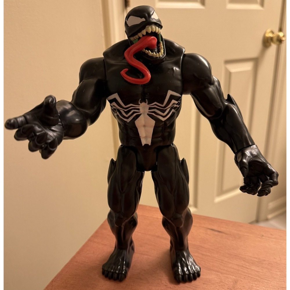 Hasbro Titan Hero Series Marvel Spider Man Maximum Venom 12 inch Action Figure -